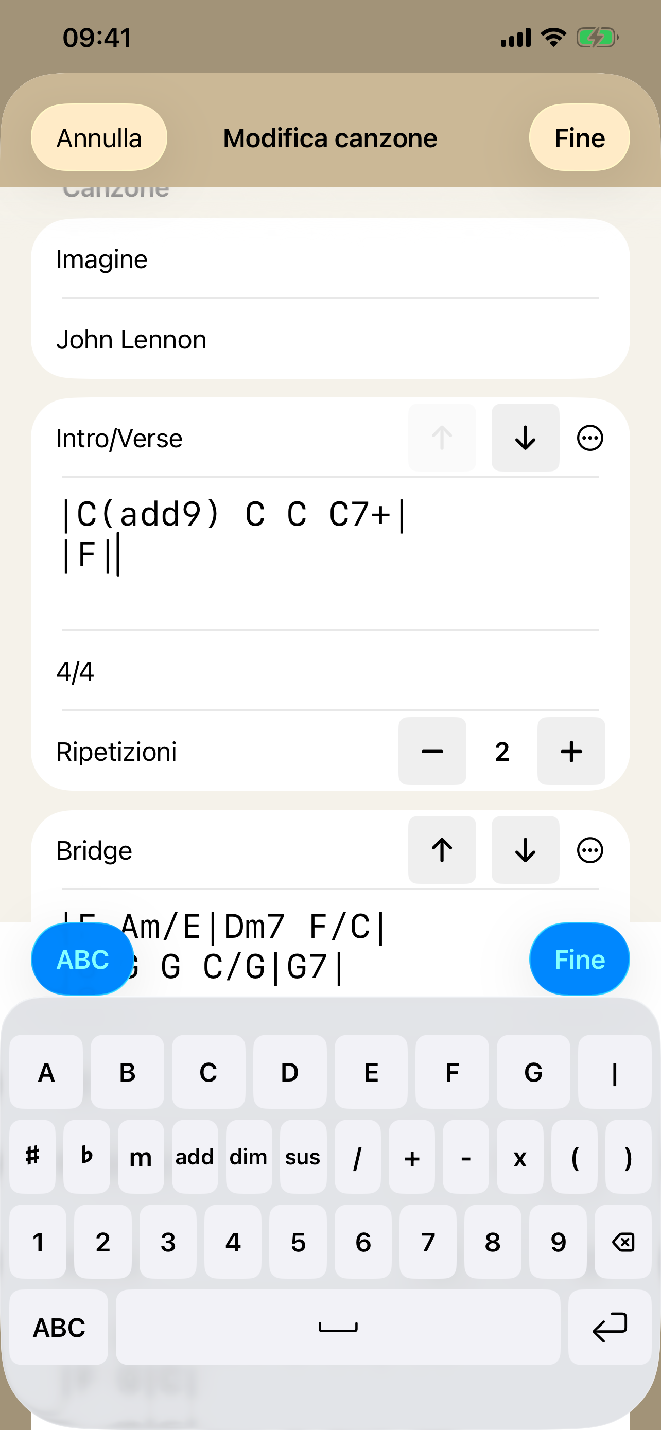 Modifica di uno schema con la tastiera dedicata agli accordi di PocketSongbook su iPhone